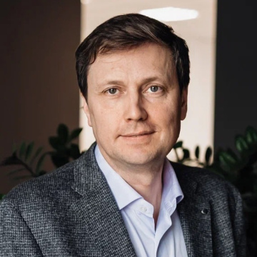 Сергей Разуваев