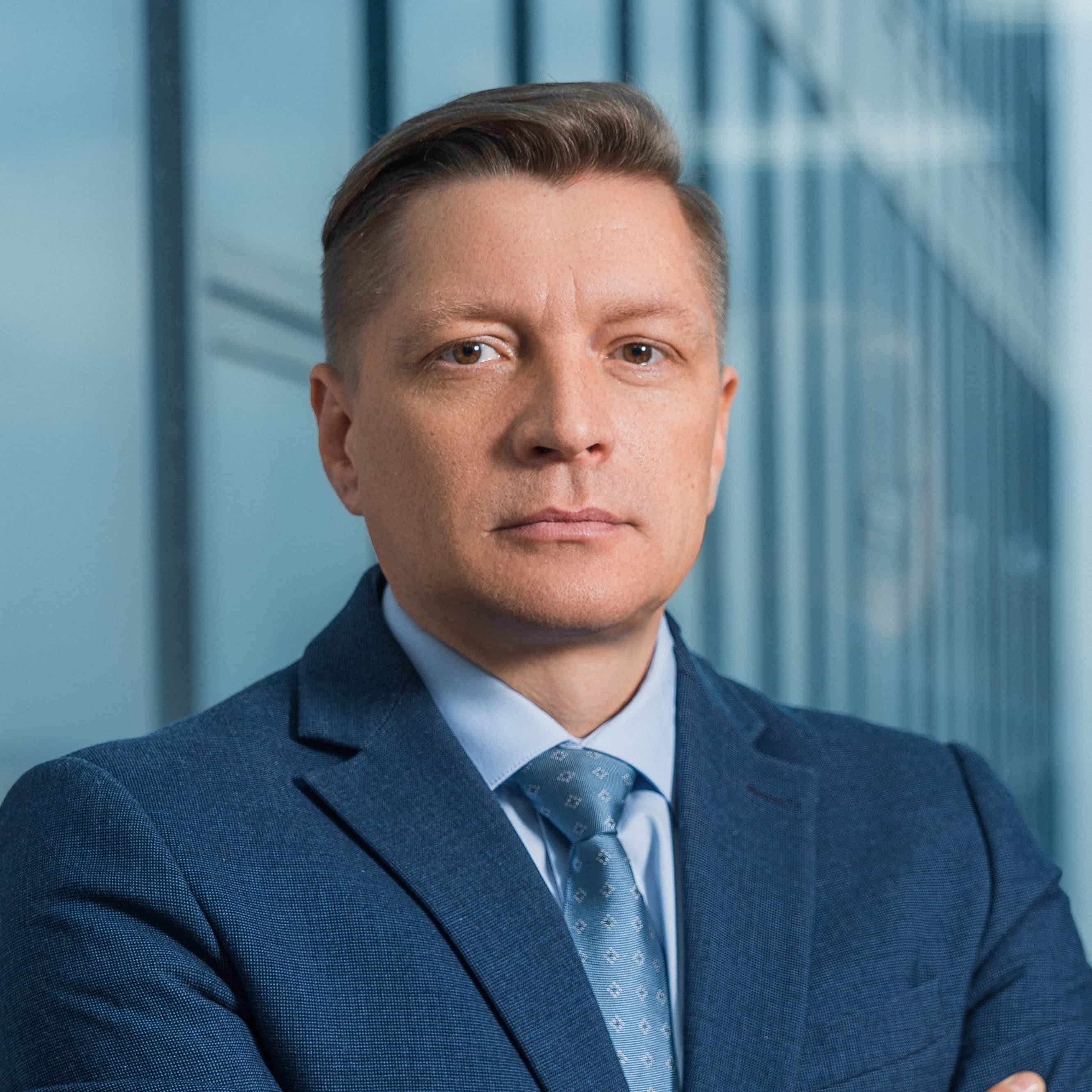 Андрей Артамонов