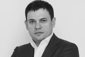 Олег Ступеньков