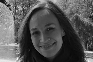 Елена Аккуратова