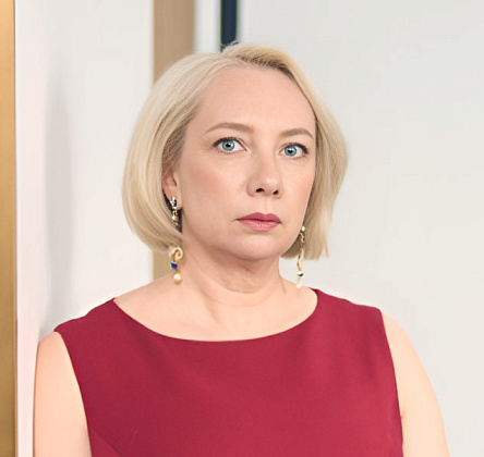 Яна Максимова