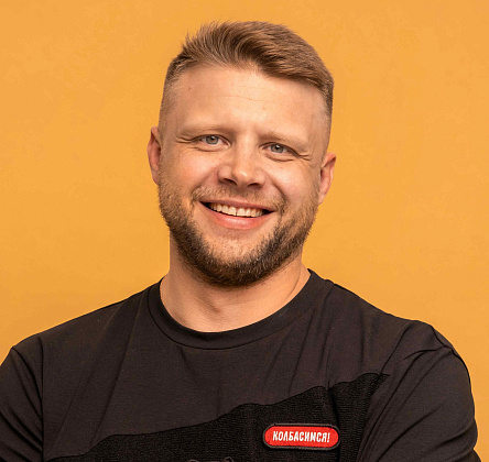 Юрий Ефремов