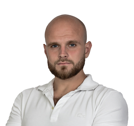 Роман Нестеренко