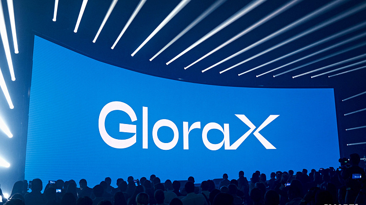 GloraX 