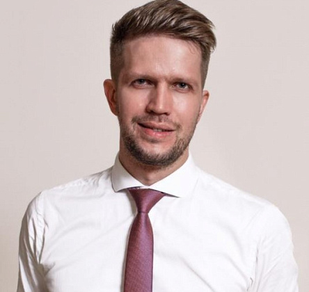 Александр Веселов